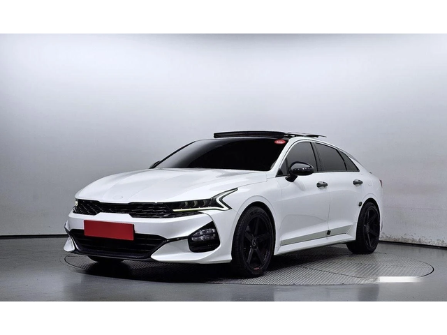 Kia K5 - автомобили, коли, обяви за нови и употребявани 0