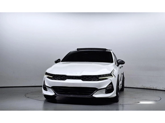 Kia K5 - автомобили, коли, обяви за нови и употребявани 2