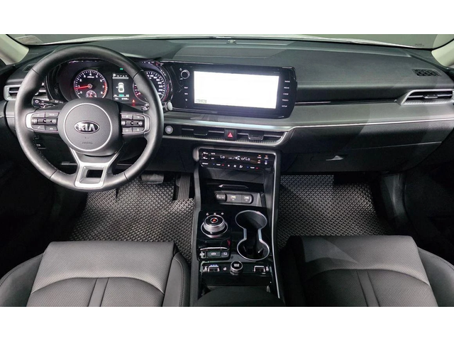 Kia K5 - автомобили, коли, обяви за нови и употребявани 6