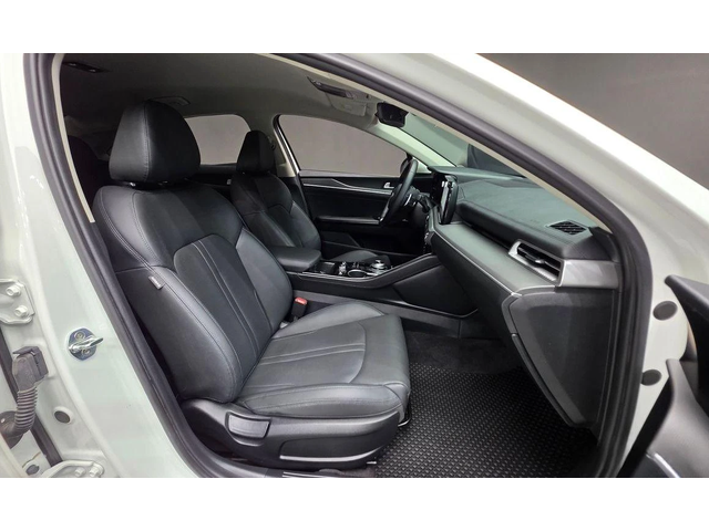 Kia K5 - автомобили, коли, обяви за нови и употребявани 9