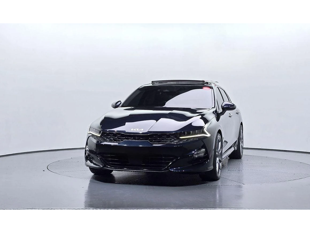 Kia K5 - автомобили, коли, обяви за нови и употребявани 2