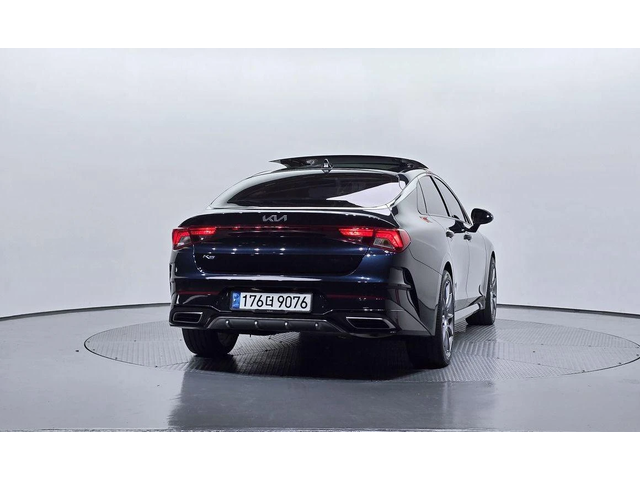 Kia K5 - автомобили, коли, обяви за нови и употребявани 3