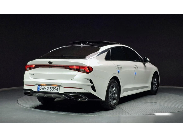 Kia K5 - автомобили, коли, обяви за нови и употребявани 1