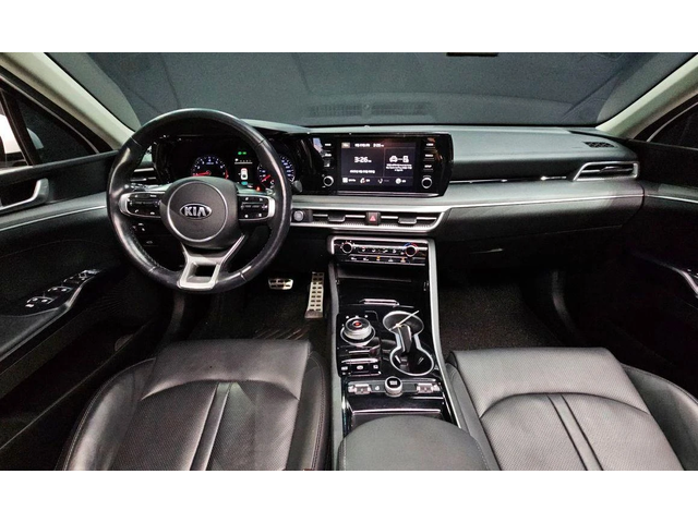 Kia K5 - автомобили, коли, обяви за нови и употребявани 6