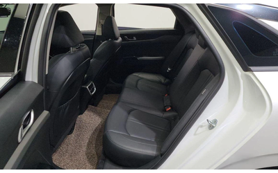 Kia K5 - автомобили, коли, обяви за нови и употребявани 10