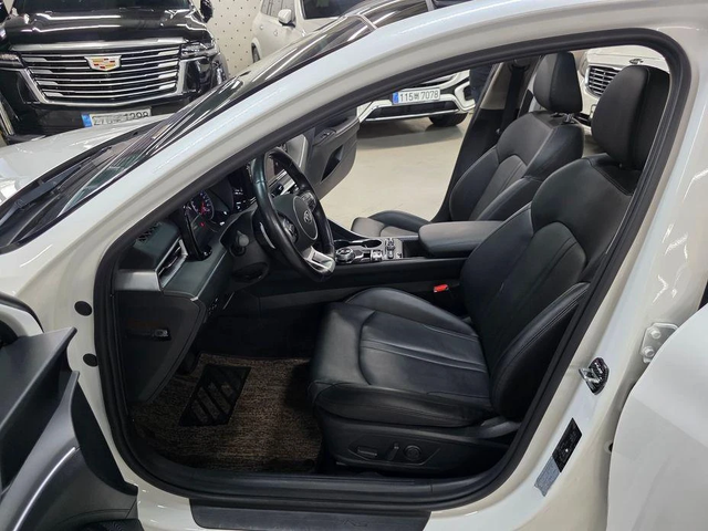 Kia K5 - автомобили, коли, обяви за нови и употребявани 9