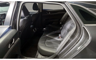 Kia K5 - автомобили, коли, обяви за нови и употребявани 10