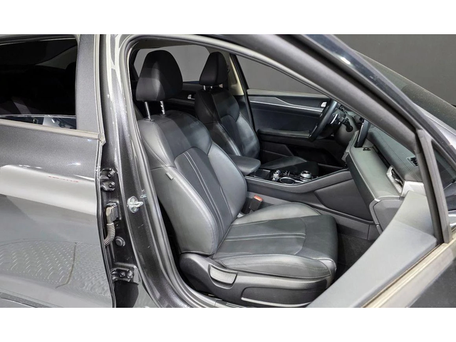 Kia K5 - автомобили, коли, обяви за нови и употребявани 11