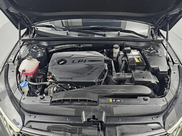 Kia K5 2.0 LPG NOBLESSE * OЧАКВАН ВНОС* (ДИГИТАЛНО ТАБЛО) - автомобили, коли, обяви за нови и употребявани 4