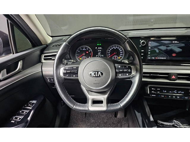 Kia K5 - автомобили, коли, обяви за нови и употребявани 11