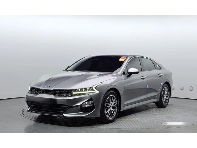 Kia K5 - автомобили, коли, обяви за нови и употребявани 0