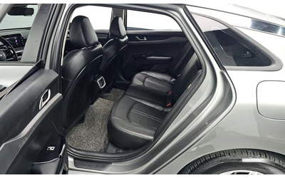 Kia K5 - автомобили, коли, обяви за нови и употребявани 10