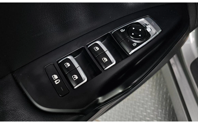 Kia K5 - автомобили, коли, обяви за нови и употребявани 13