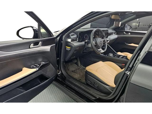 Kia K5 - автомобили, коли, обяви за нови и употребявани 9