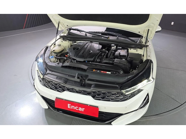 Kia K5 - автомобили, коли, обяви за нови и употребявани 5