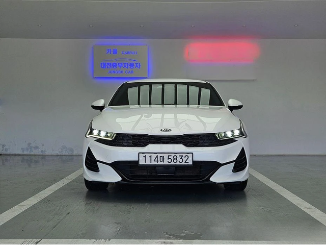 Kia K5 - автомобили, коли, обяви за нови и употребявани 2