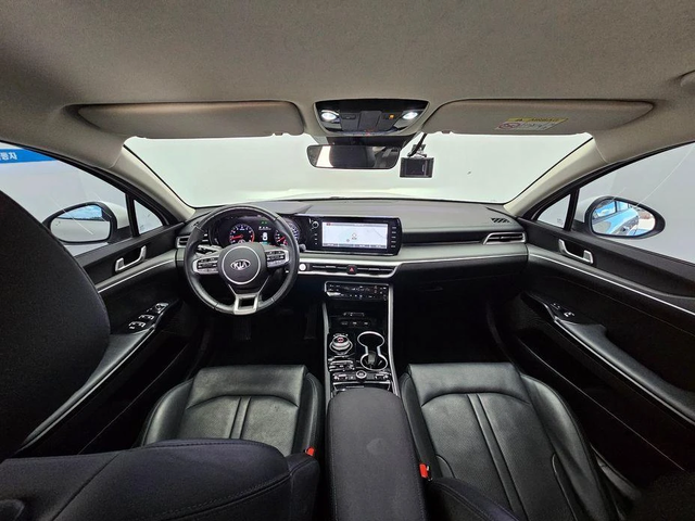 Kia K5 - автомобили, коли, обяви за нови и употребявани 6