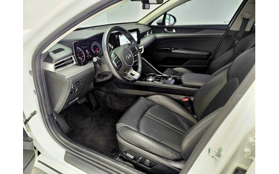 Kia K5 - автомобили, коли, обяви за нови и употребявани 9