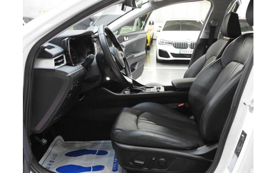 Kia K5 - автомобили, коли, обяви за нови и употребявани 7