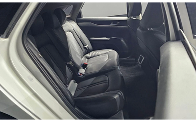 Kia K5 - автомобили, коли, обяви за нови и употребявани 11