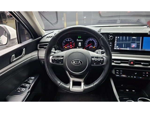 Kia K5 - автомобили, коли, обяви за нови и употребявани 12