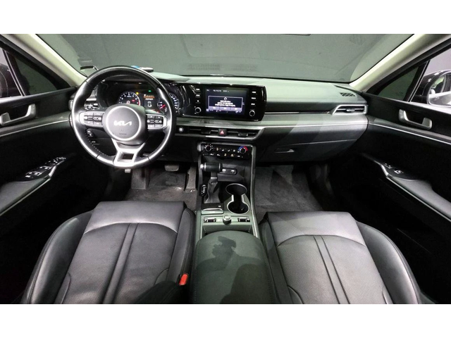 Kia K5 - автомобили, коли, обяви за нови и употребявани 6