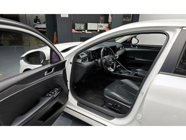 Kia K5 - автомобили, коли, обяви за нови и употребявани 10