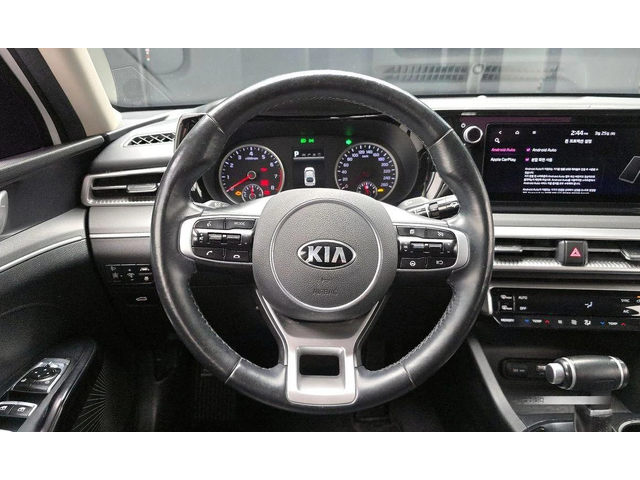 Kia K5 - автомобили, коли, обяви за нови и употребявани 13