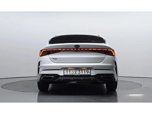 Kia K5 - автомобили, коли, обяви за нови и употребявани 3