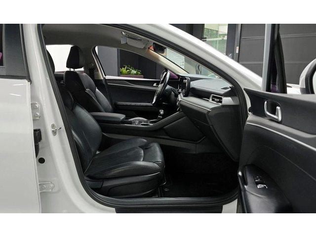 Kia K5 - автомобили, коли, обяви за нови и употребявани 9