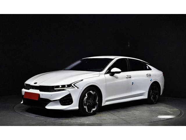 Kia K5 - автомобили, коли, обяви за нови и употребявани 0