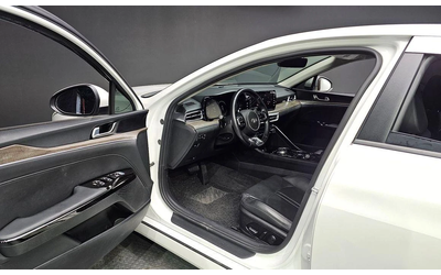 Kia K5 - автомобили, коли, обяви за нови и употребявани 9