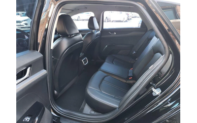 Kia K5 - автомобили, коли, обяви за нови и употребявани 9