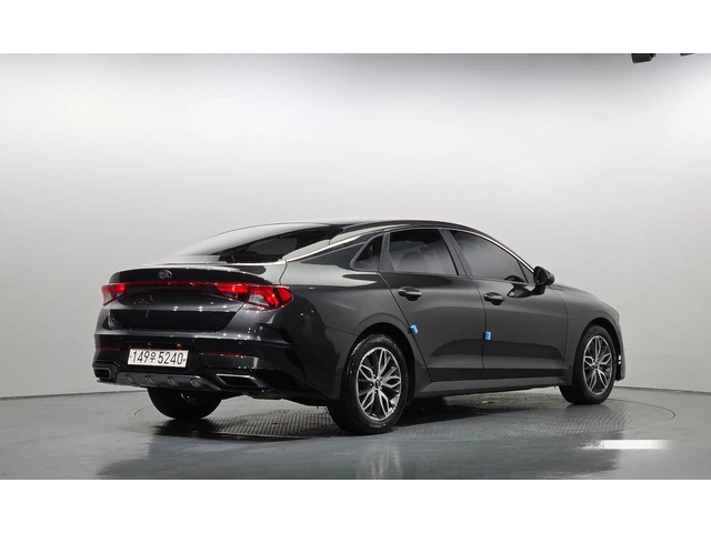 Kia K5 - автомобили, коли, обяви за нови и употребявани 1