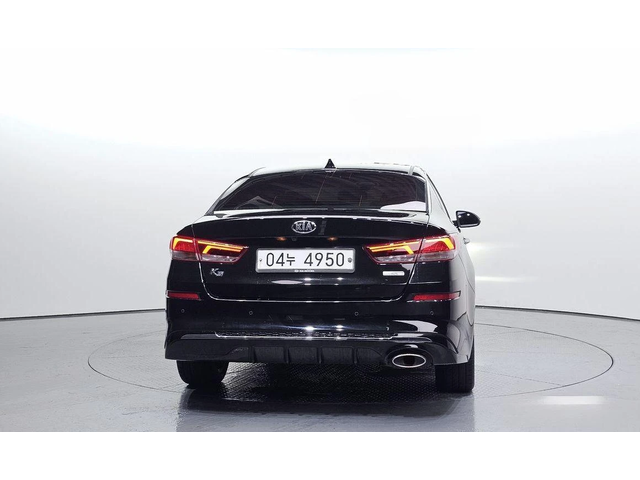 Kia K5 - автомобили, коли, обяви за нови и употребявани 3