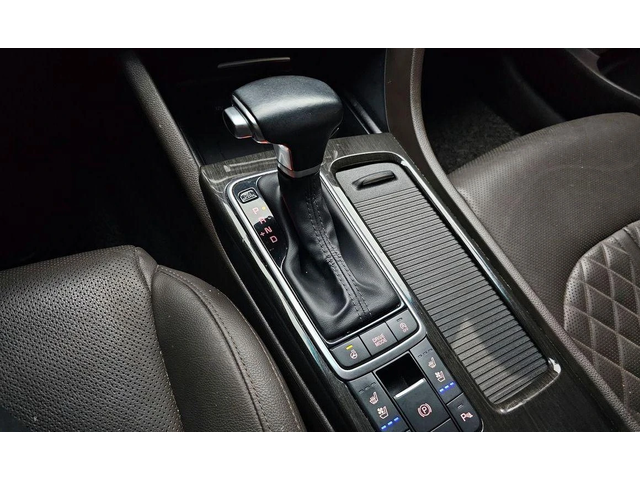 Kia K5 - автомобили, коли, обяви за нови и употребявани 8