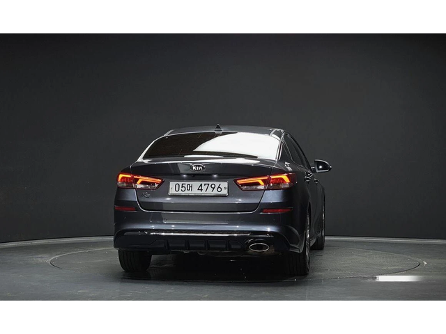 Kia K5 - автомобили, коли, обяви за нови и употребявани 3