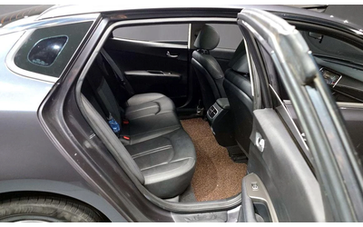 Kia K5 - автомобили, коли, обяви за нови и употребявани 11