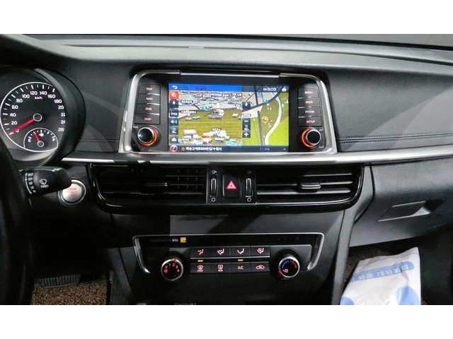 Kia K5 - автомобили, коли, обяви за нови и употребявани 13