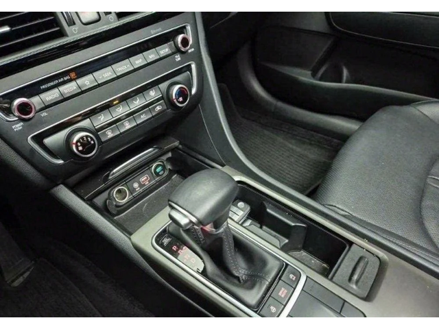 Kia K5 - автомобили, коли, обяви за нови и употребявани 6