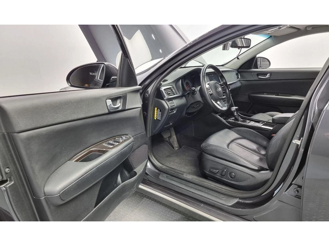 Kia K5 - автомобили, коли, обяви за нови и употребявани 10