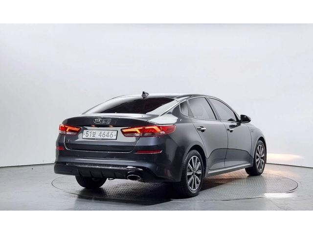 Kia K5 - автомобили, коли, обяви за нови и употребявани 1