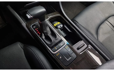 Kia K5 - автомобили, коли, обяви за нови и употребявани 8