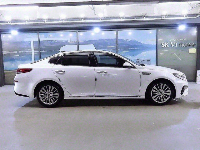 Kia K5 - автомобили, коли, обяви за нови и употребявани 2