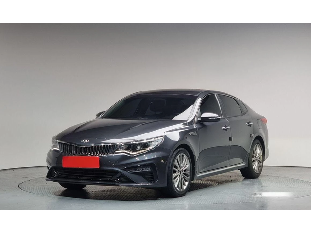 Kia K5 - автомобили, коли, обяви за нови и употребявани 0