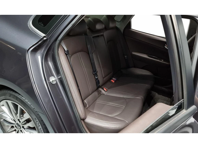 Kia K5 - автомобили, коли, обяви за нови и употребявани 11