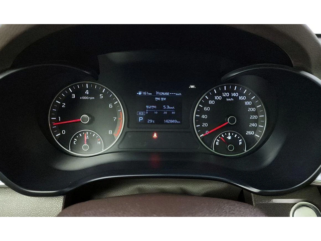 Kia K5 - автомобили, коли, обяви за нови и употребявани 7