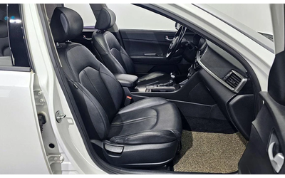 Kia K5 - автомобили, коли, обяви за нови и употребявани 11