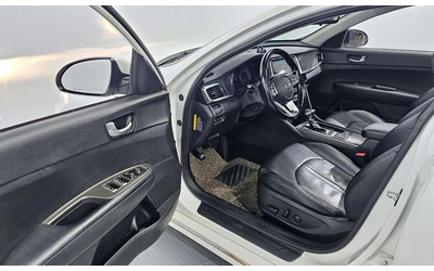 Kia K5 - автомобили, коли, обяви за нови и употребявани 9