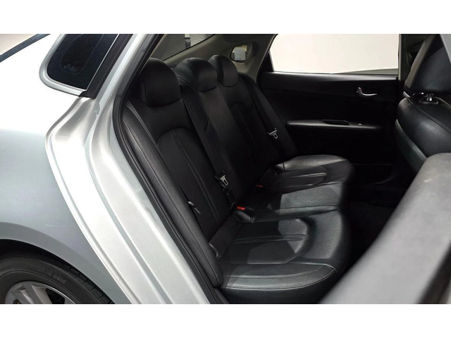 Kia K5 - автомобили, коли, обяви за нови и употребявани 10